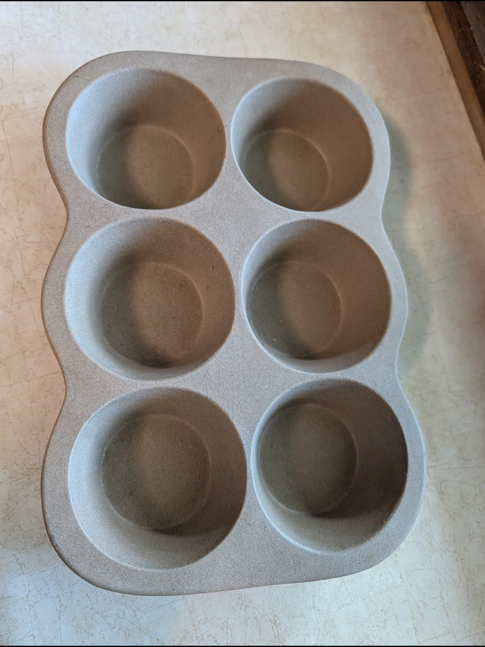 Vintage HEARTSTONE POTTERY Stoneware Bakingstone 6-Muffin Pan